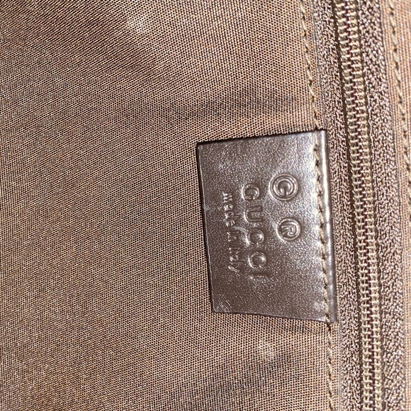 Gucci Vintage Shoulder Bag - Picture 4 of 9